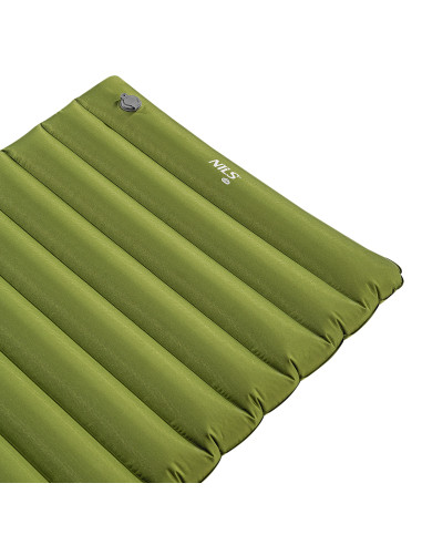 GRÜN MATTE MIT EINGEBAUTER LUFTPUMPE 9CM NILS CAMP