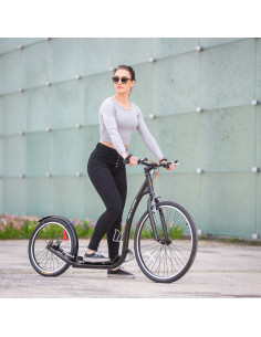 BLACK 26/20" ROLLER MIT AUFGEPUMPTEN RÄDERN NILS EXTREME 2