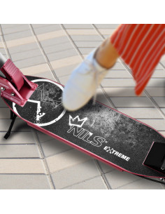 LED SCOOTER MIT SCHEIBENBREMSE NILS EXTREME