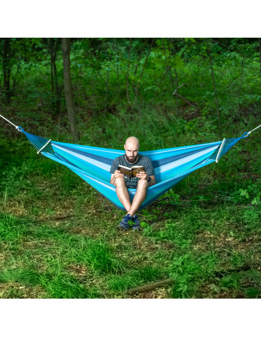 BLAU-DUNKELBLAU HÄNGEMATTE MIT HOLZSTAB 70 CM UND GRIFF AUS METALL NILS CAMP