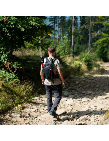 TREKKINGRUCKSACK SCHWARZ CAVER 18L NILS CAMP