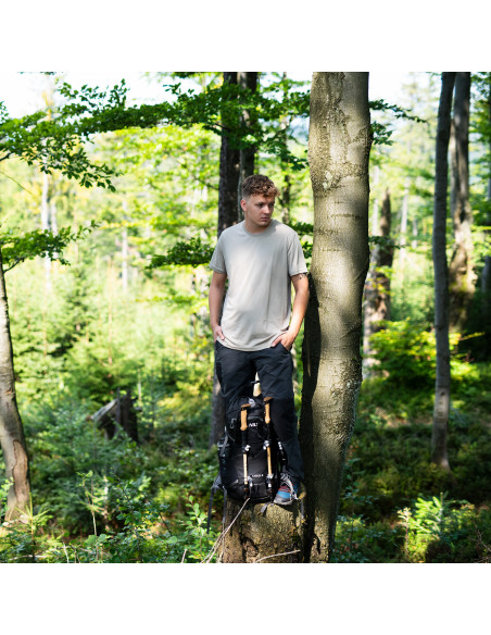 TREKKINGRUCKSACK SCHWARZ KJOLEN 40L NILS CAMP