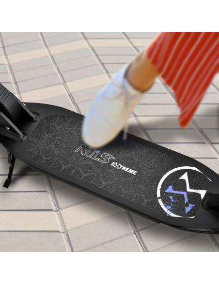 VIOLETT SCOOTER MIT SCHEIBENBREMSE NILS EXTREME