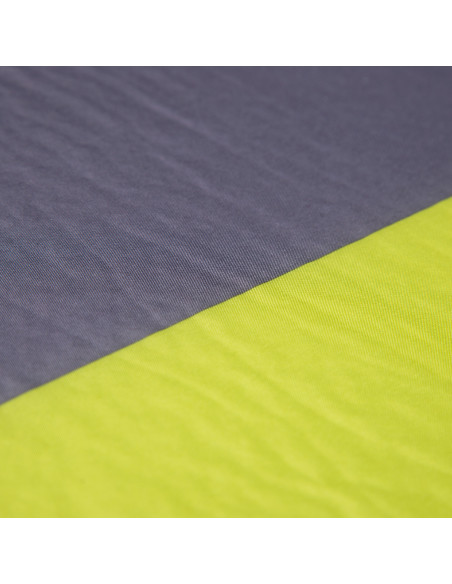 GRÜN-GRAU SELBSTAUFBLASENDE MATTE MIT DEM KOPFKISSEN NILS CAMP